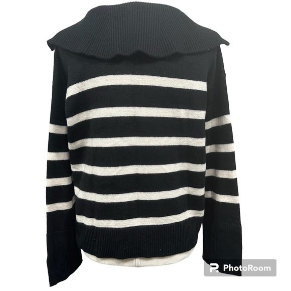 Banana Republic Johnny Collar Sweater Size XSmall Black and White. - Picture 5 of 5